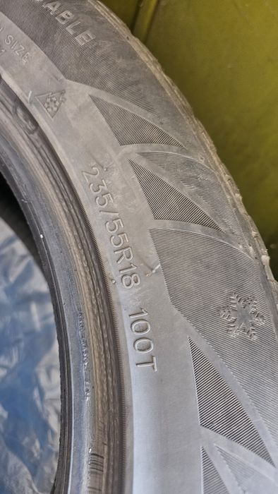 Зимняя резина 235-55 R18 комплект