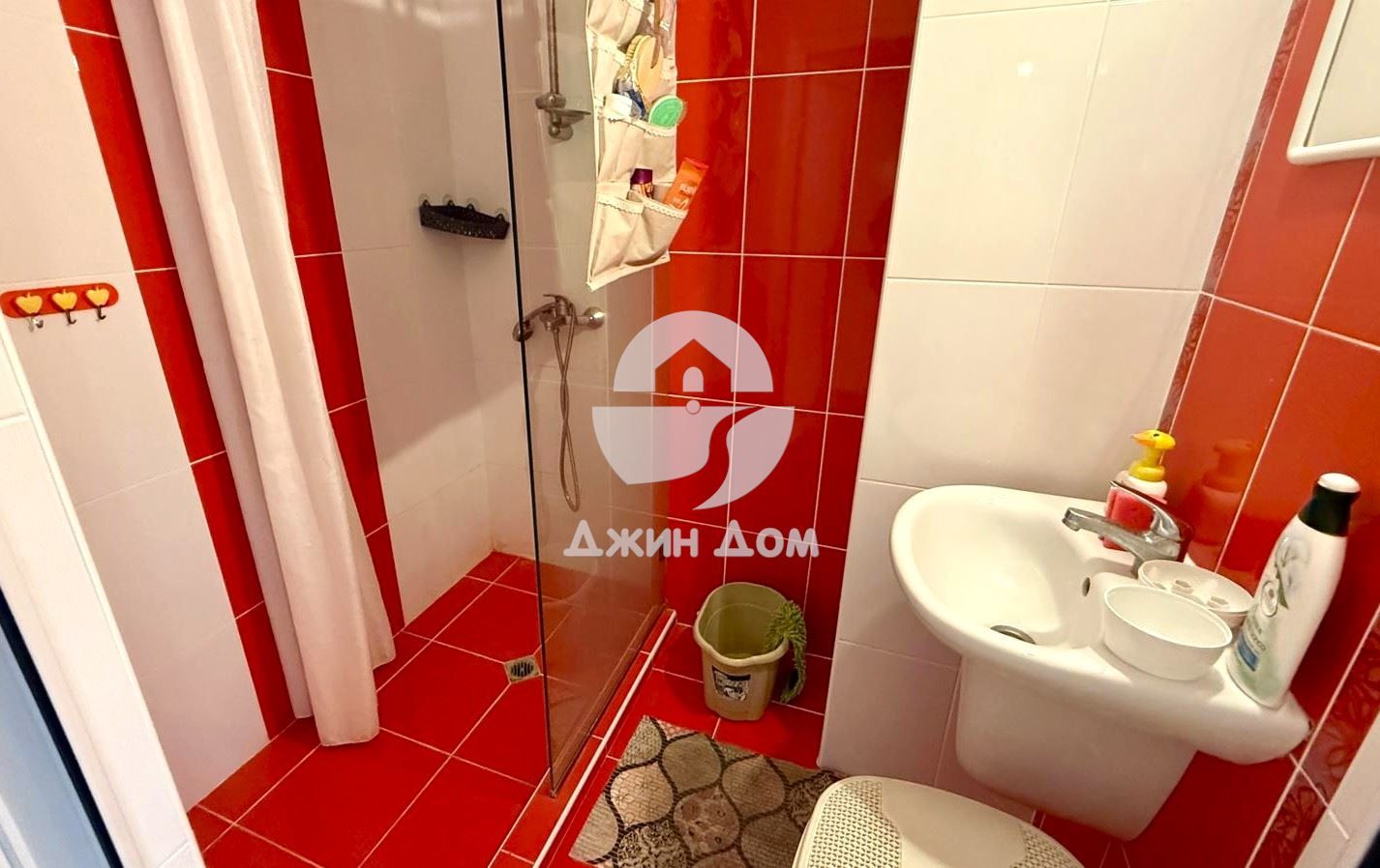 Тристаен апартамент с ГЛЕДКА МОРЕ в к-с Съни Сийзънс, гр. Бяла