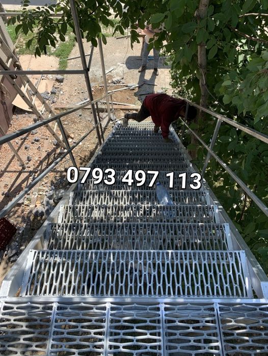 Scări metalice galvanizate la orice demisiune asiguram transport ori u