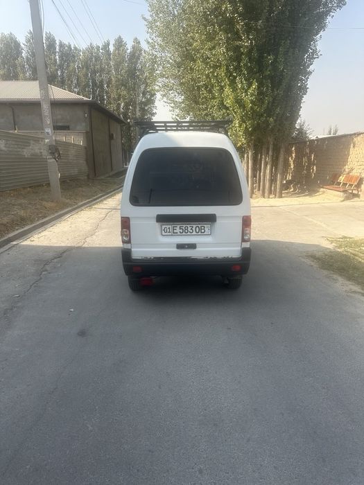 Damaz van.                        .