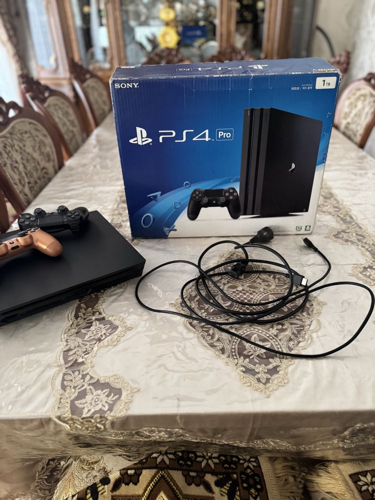 Ps 4 pro sotiladi