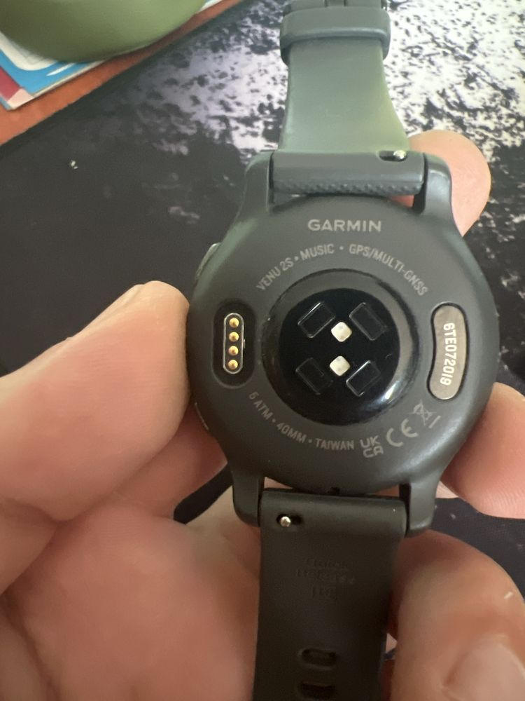 Vand smartwatch Garmin Venu 2S