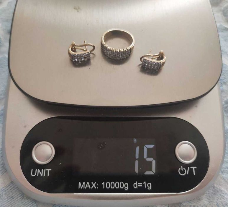 Диамантен Пръстен и Диамантени Обеци Злато 18ct. Комплект + Подарък