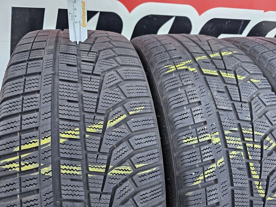 Cauciucuri De Iarna / Anvelope De Iarna 215- 45- 17'' M+S