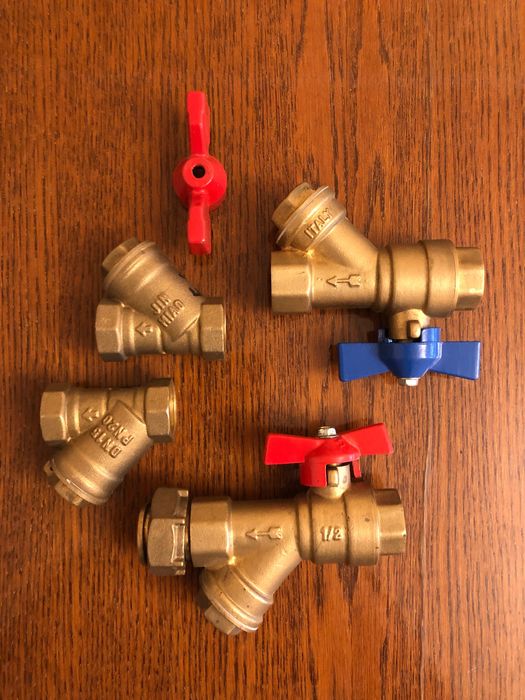 Много сантехники