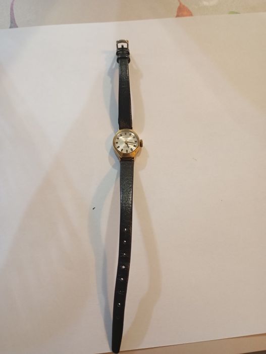 Ceas vechi de dama Aur 14K cu stanta