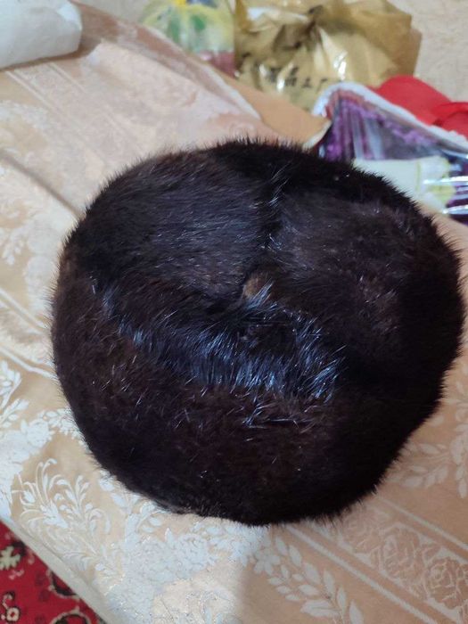 Продаю недорого зимнюю шапку из ондатры