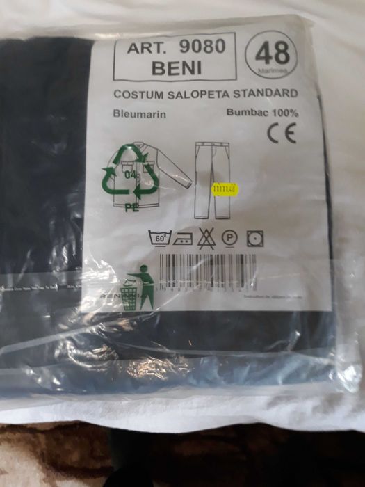 Salopete lucru noi si de calitate.