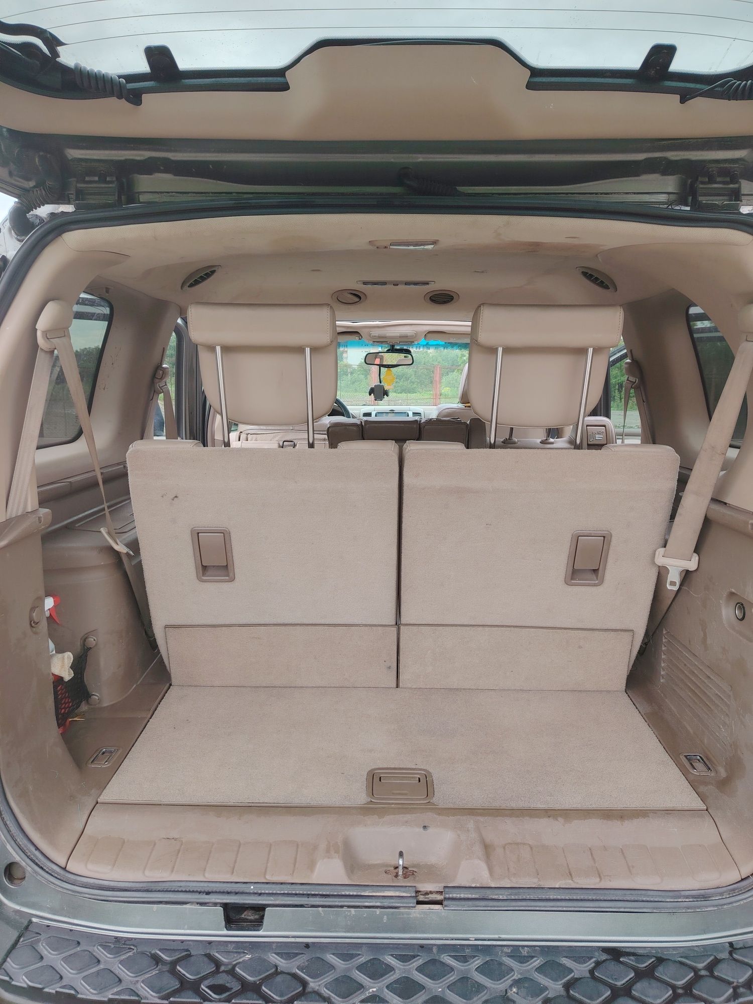 Vând Nissan Pathfinder 2.5 4x4
