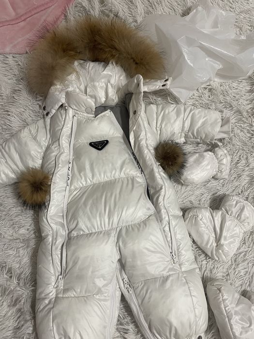 Продам детский комтюм 74-80 на зиму