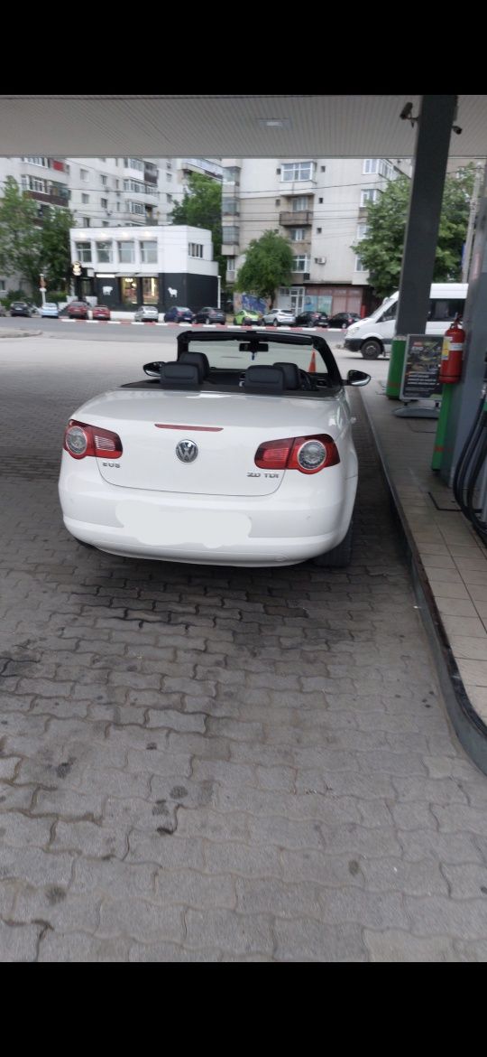 Dezmembrez Volkswagen VW Eos 2010 2.0TDI 140 CP CBAB 170.000 km