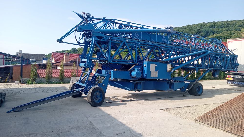 Vand sau schimb cu utilaj automacara automotanta de 26 m inaltime