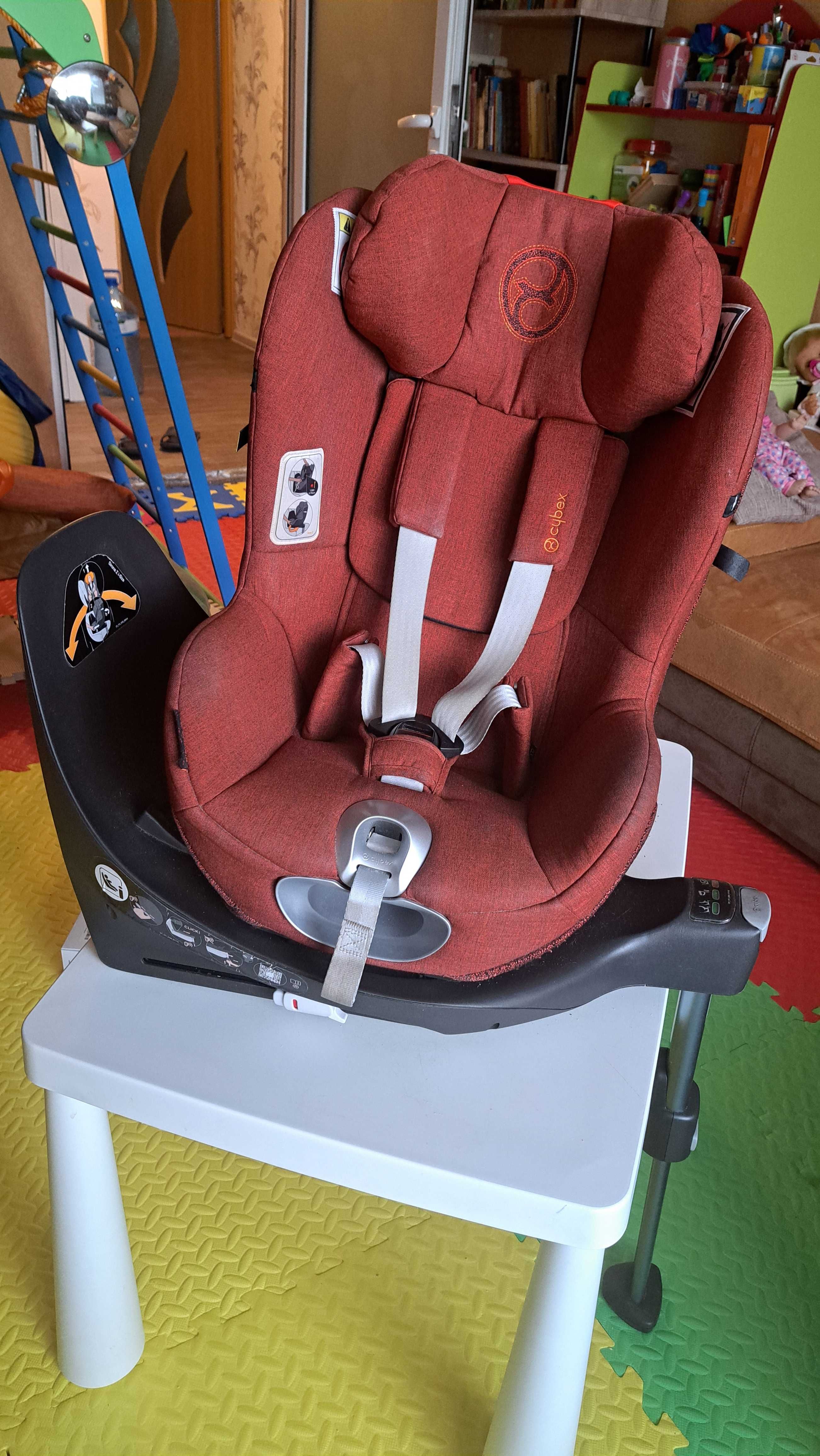 Столче за кола Cybex Sirona z i-size, с база