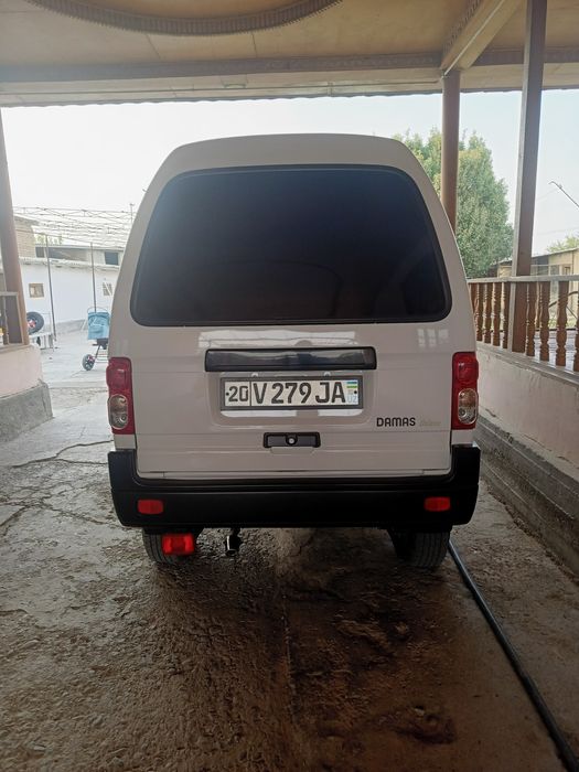 Damas yili 2023 rangi oq yurgani 37000 ming