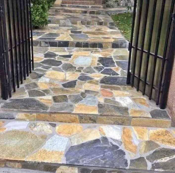 Piatră naturală transport si montaj oiunde in tara