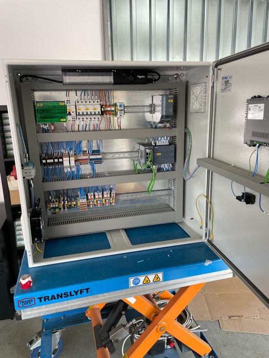 Executie tablouri electrice automatizare industriala
