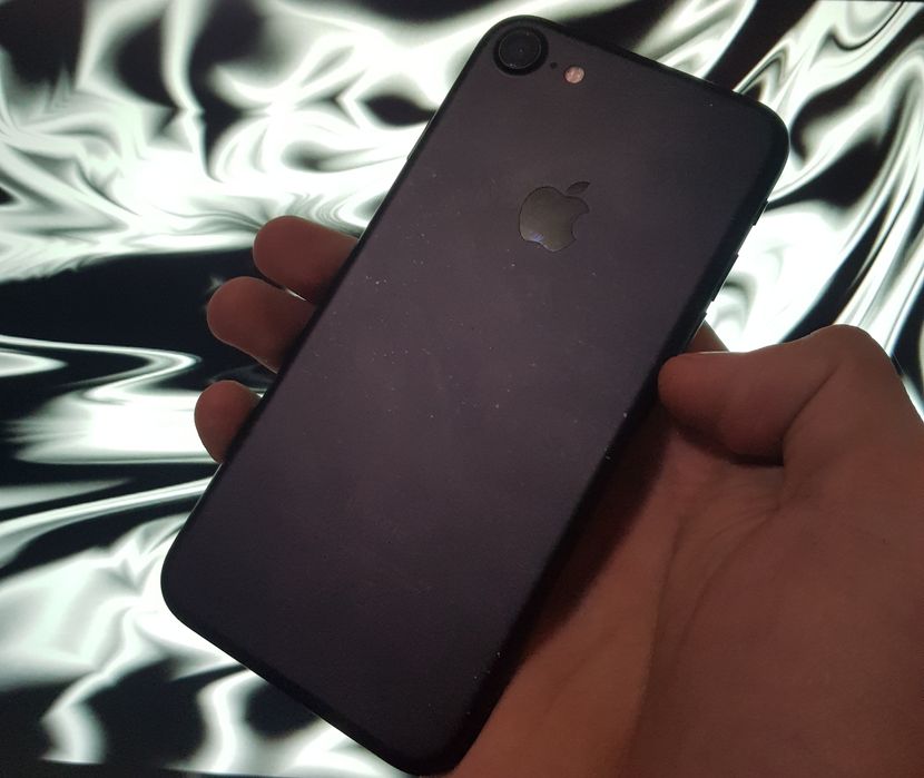 Заблокированый iPhone 7 128gb Black
Т