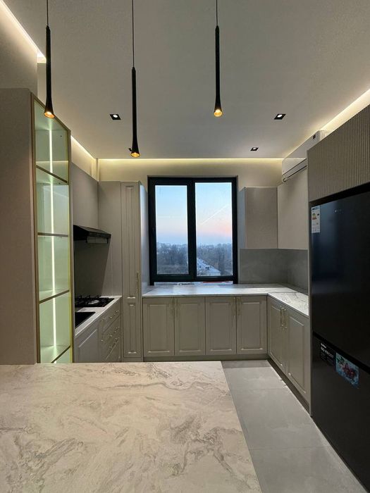 Квартира продается 1/8/12 на жк БМ гроуп