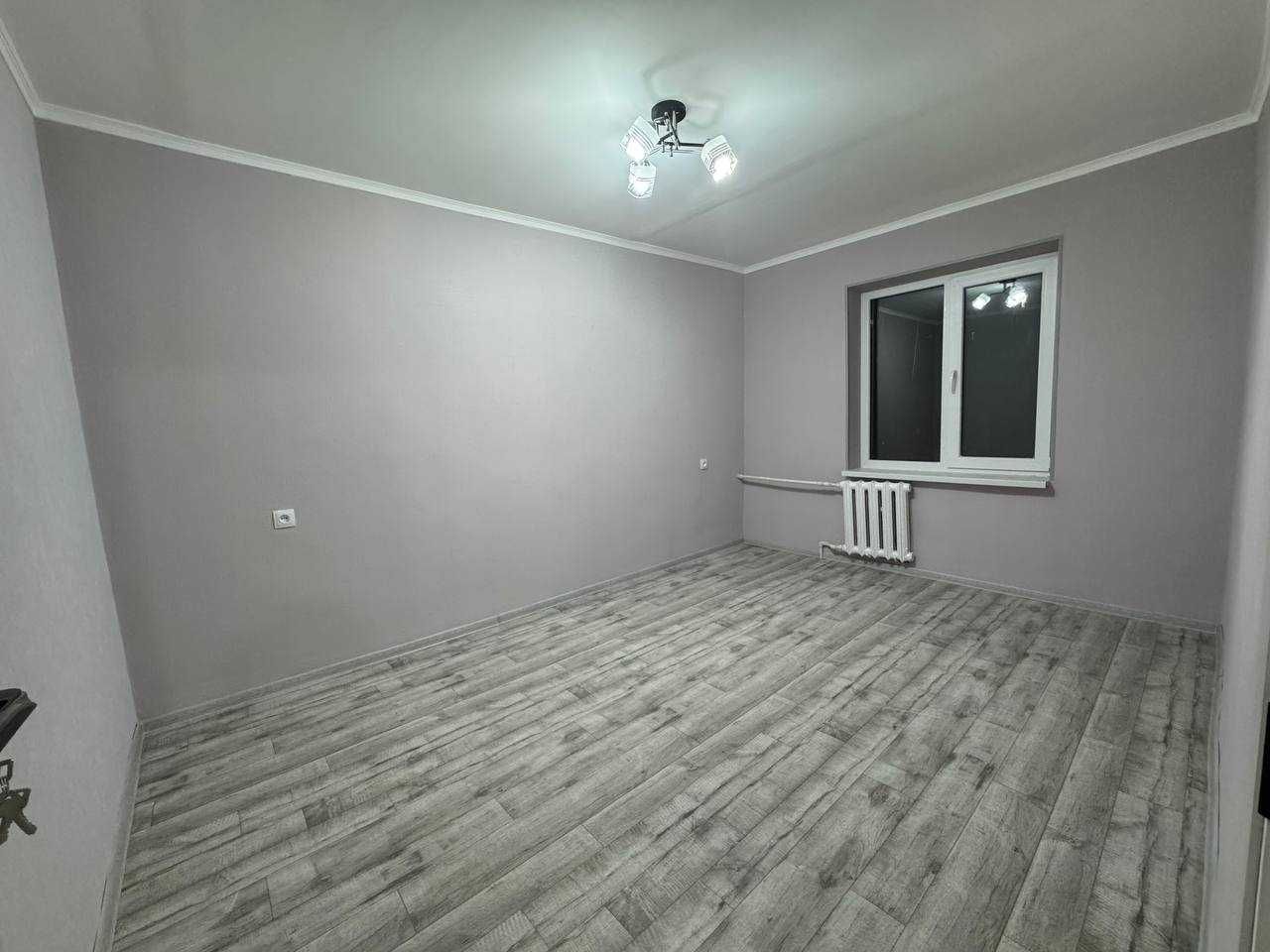 Срочно! 2/5/5 ул. Фитрата. Заправка Мустанг. 40м2. Ремонт. Авиагородок