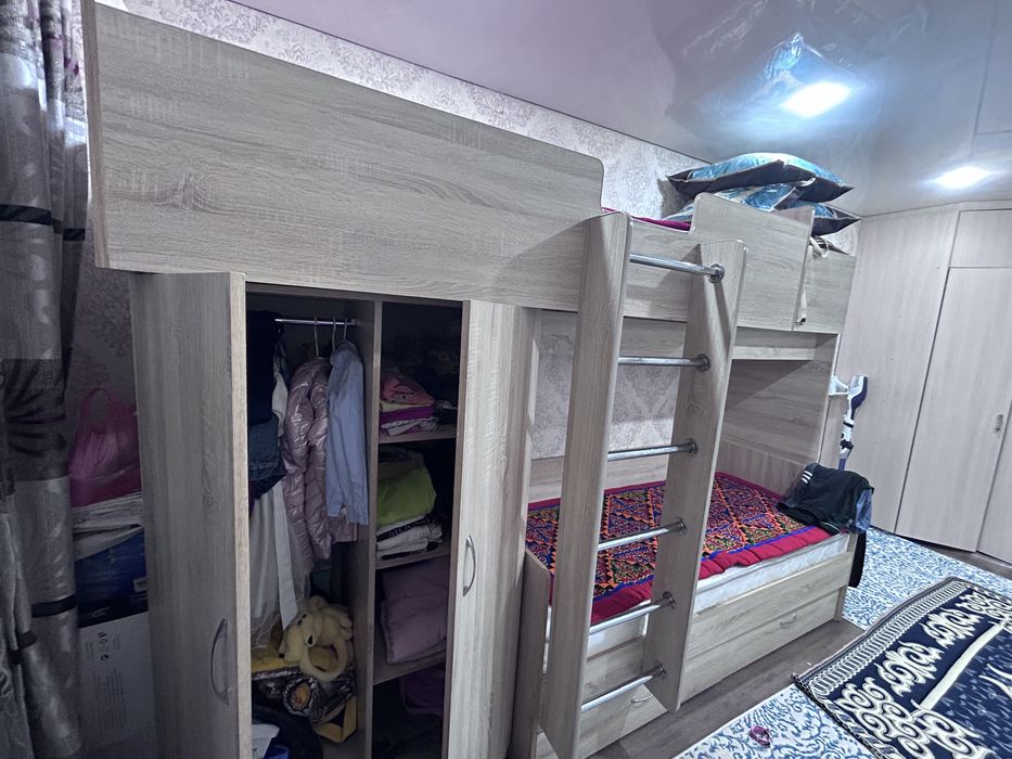Продам двухъярусная кровать