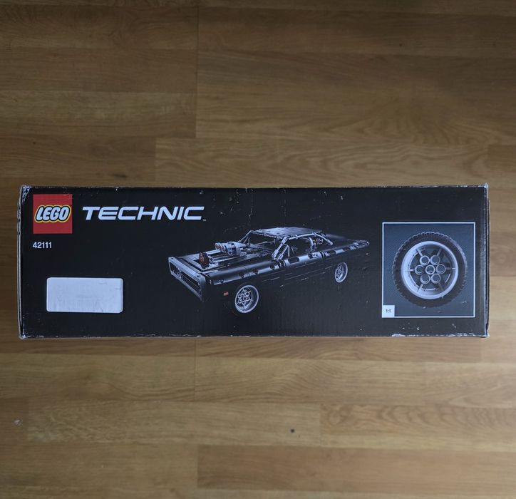 Lego Technic Fast & Furios 42111  Dom's Dodge Charger