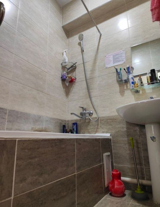 Продаётся квартира Юнусабад 18кв 2/6/7