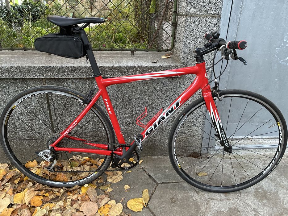 Giant градски хибриден велосипед 28’