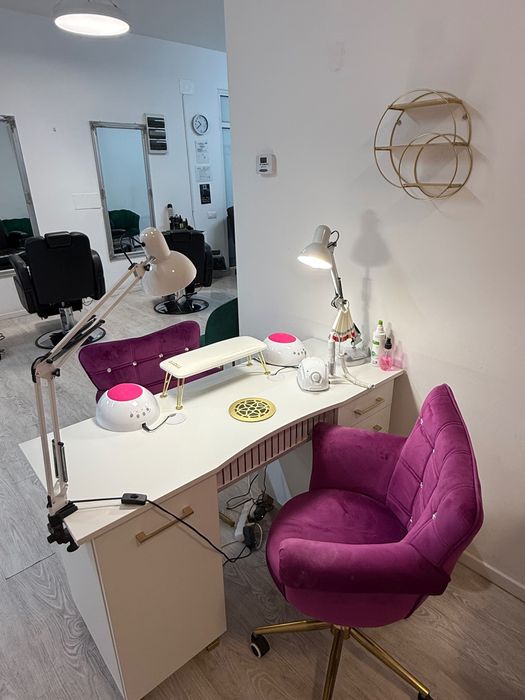 Post manichiura Marasti