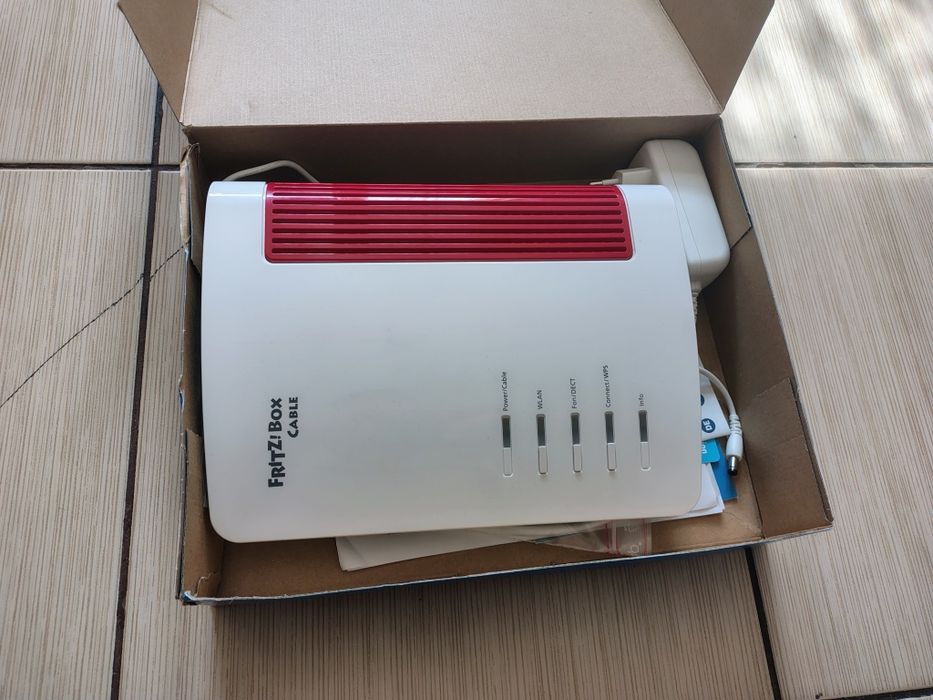 Router wifi 6 Fritz 6660 Fritz 7490