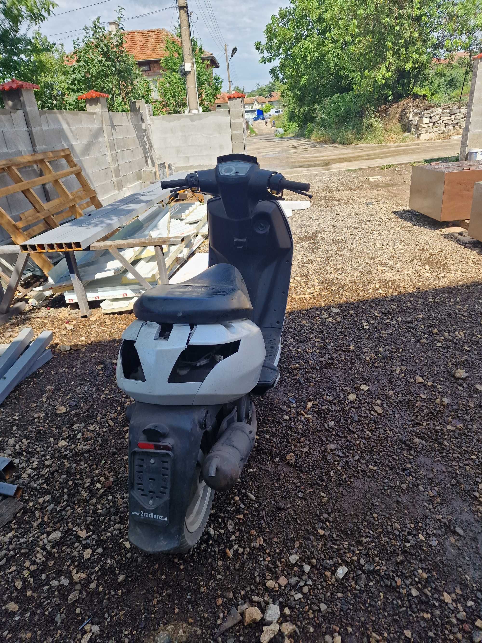 Peugeot vivacity 50cc 2011 година на части