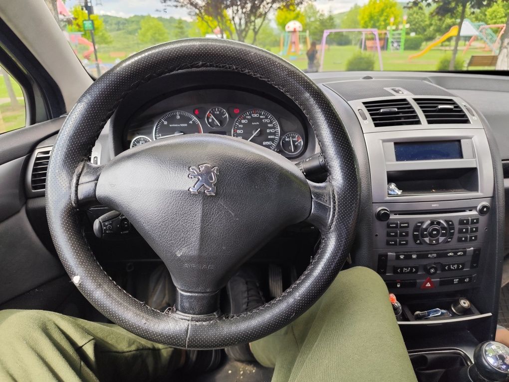 Vând sau schimb Peugeot 407