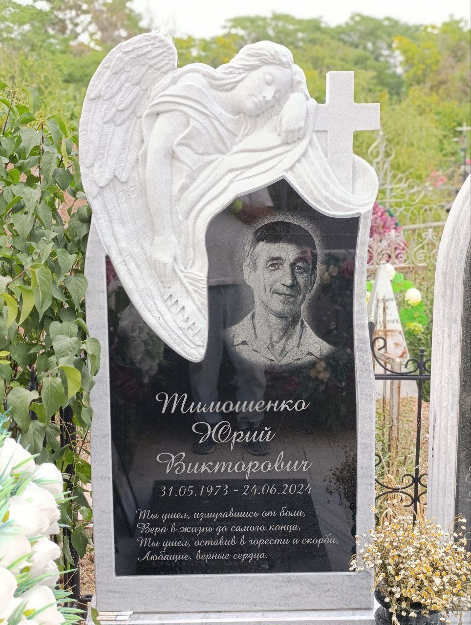 Памятники цех. Черный камень из Украины и Индии из первых рук