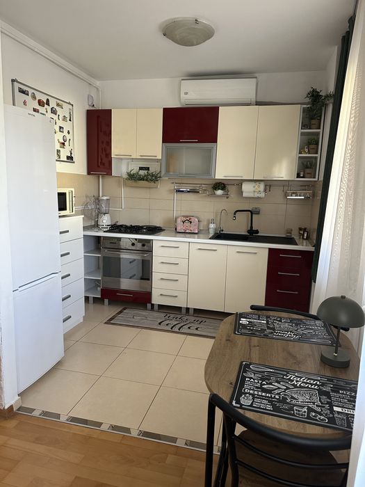 Apartament 2 camere, situat central