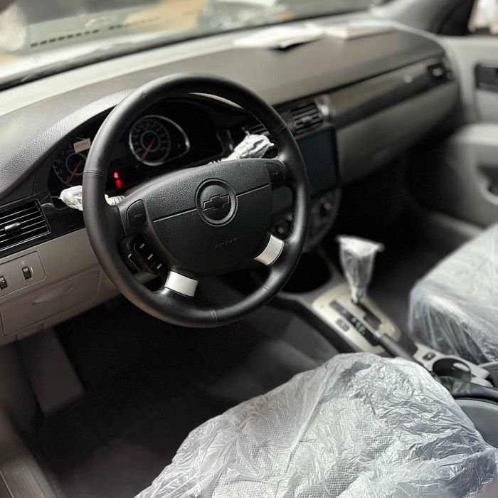 Jentra  без люк Сотилади