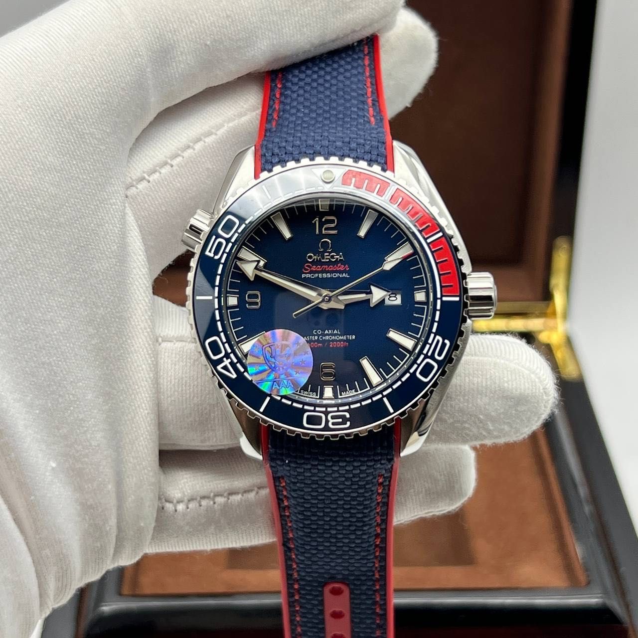 Omega Seamaster Planet Ocean Blue-Red