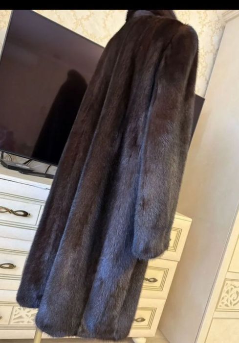 Продам норковую шубу 56р одета два раза!