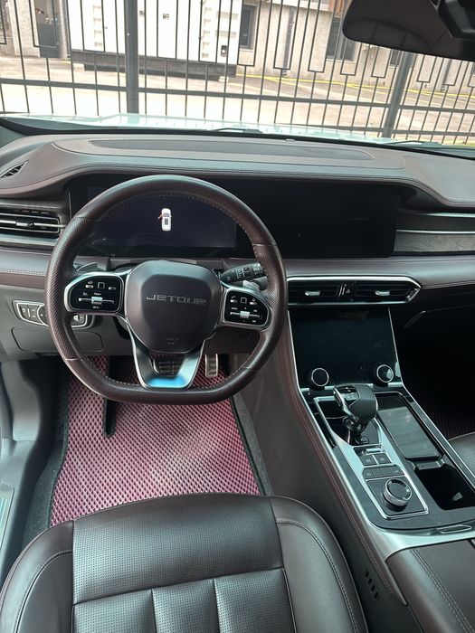 Продается JETOUR Х90
