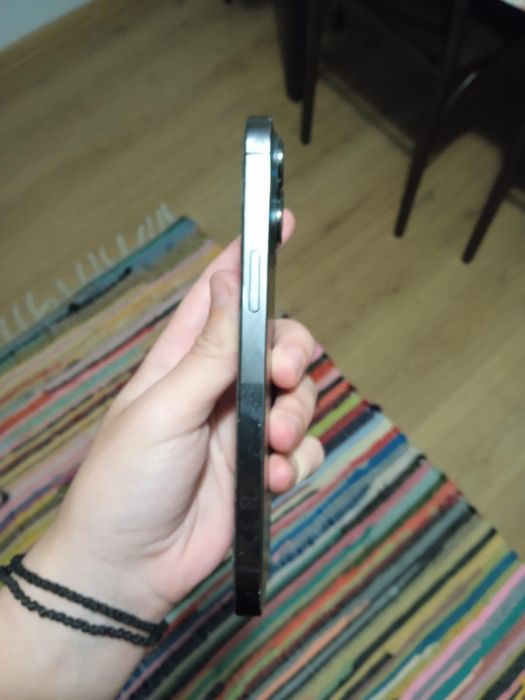 Iphone 13 pro luat de nou din magazin