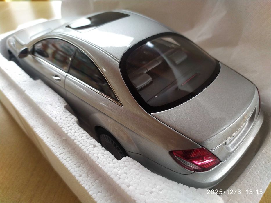 1:18 Mercedes-Benz CL Class C216 Autoart Millennium