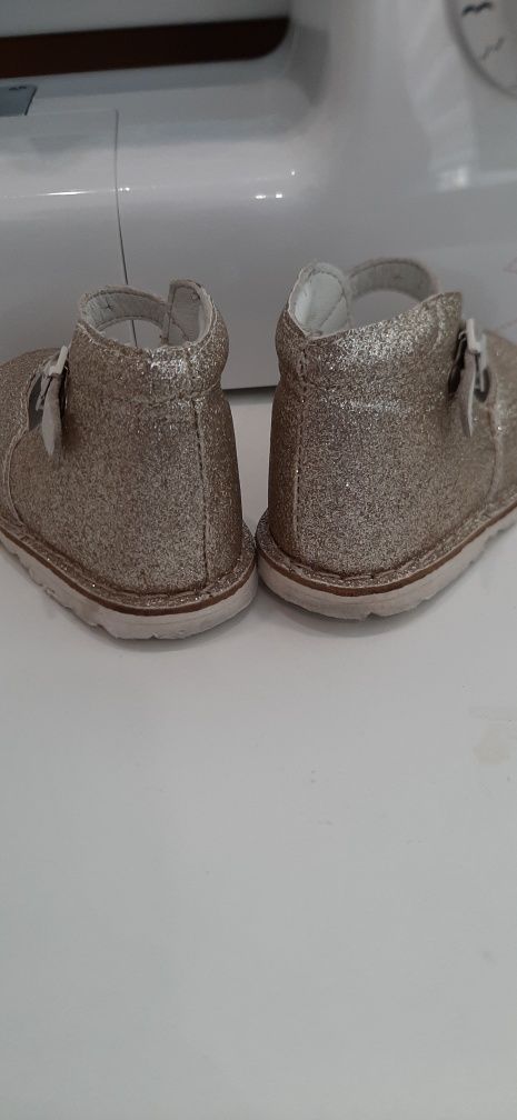 Sandale/Pantofi  Primigi fete, 6-12  luni