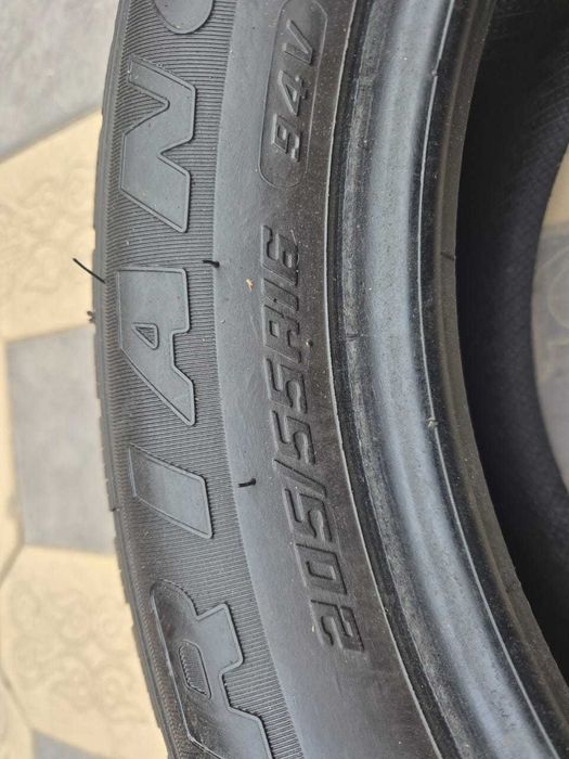 Комплект зимних шин  б/у
