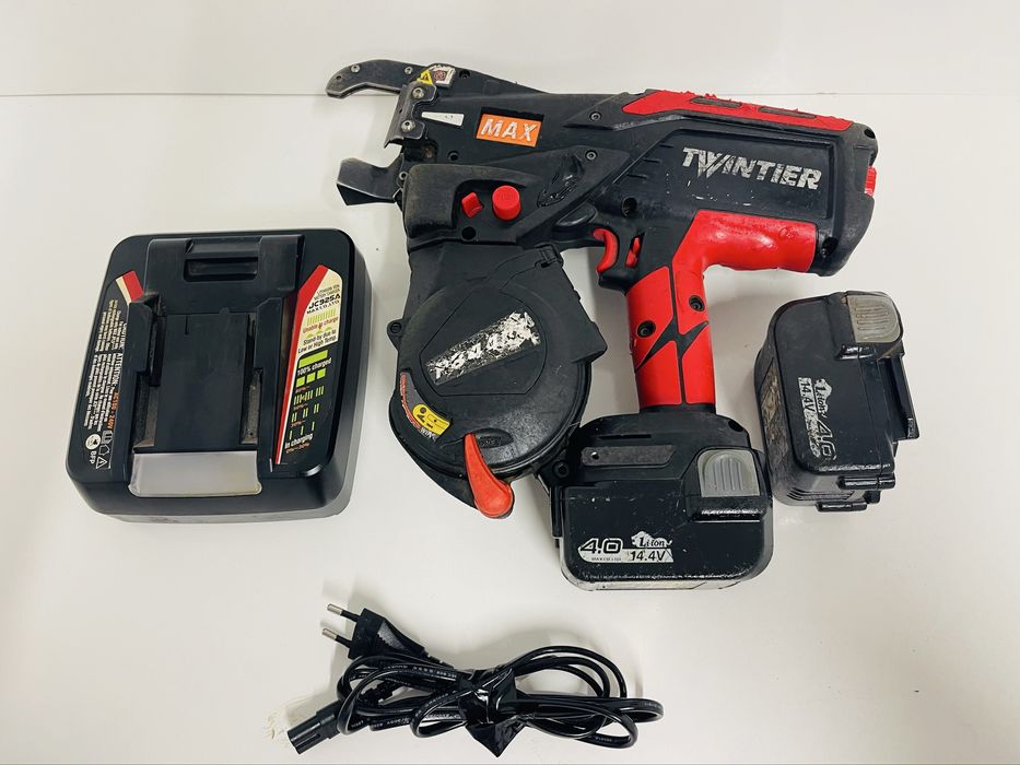 Max RB 443 T masina de legat fier beton