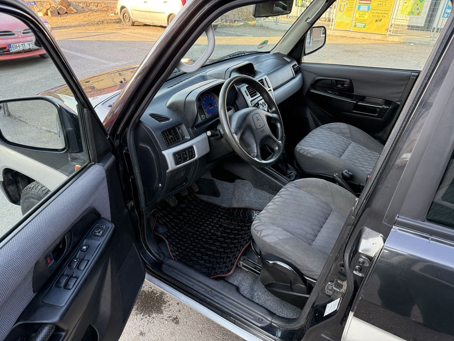 Mitsubishi Pajero Pinin  - Super Select