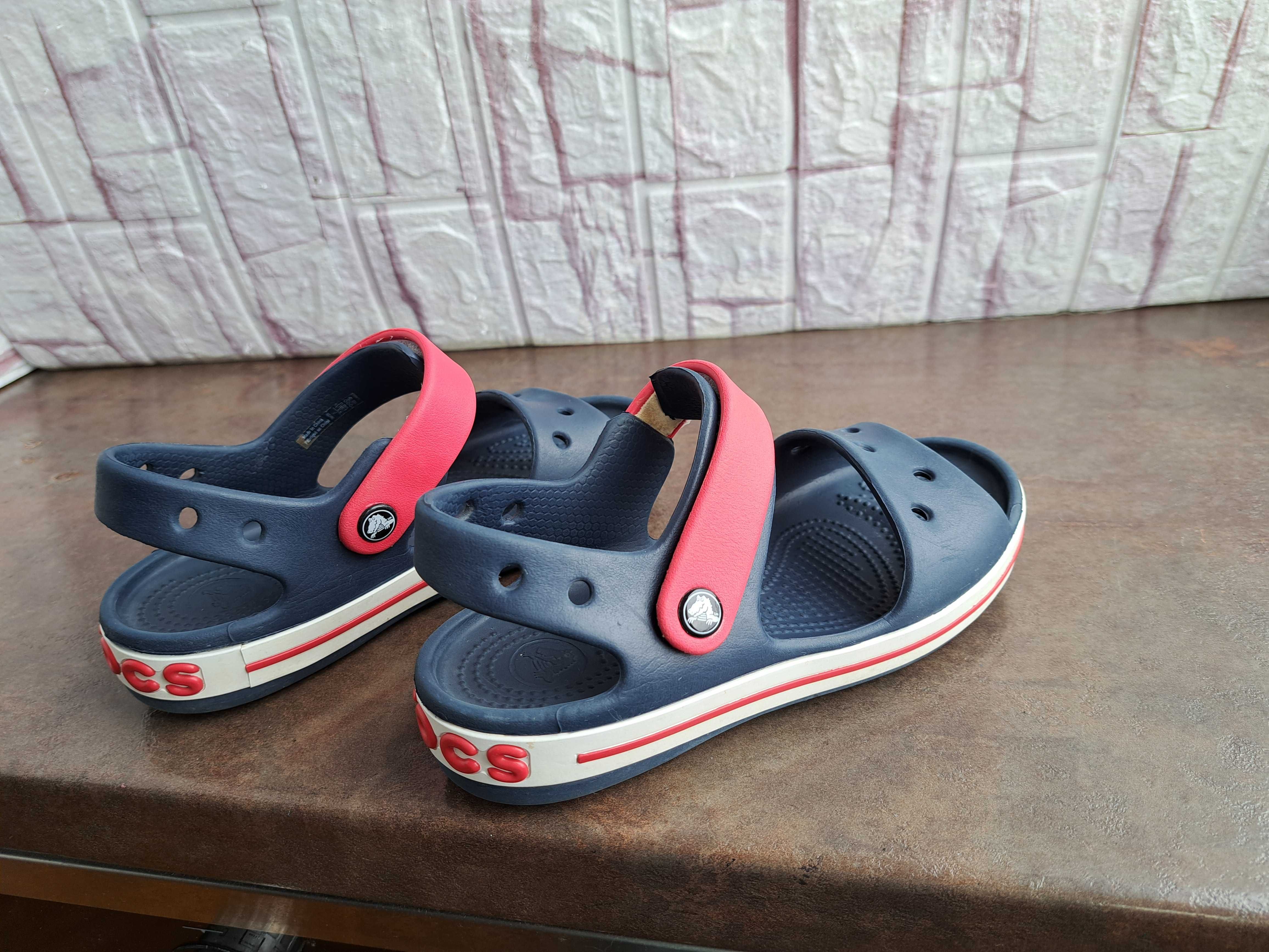 детски сандали,летни отворени обувки,гумени сандали,Crocs,момче 31/32