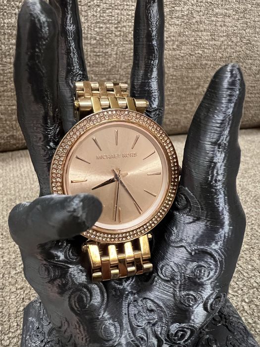 Часовник Michael Kors