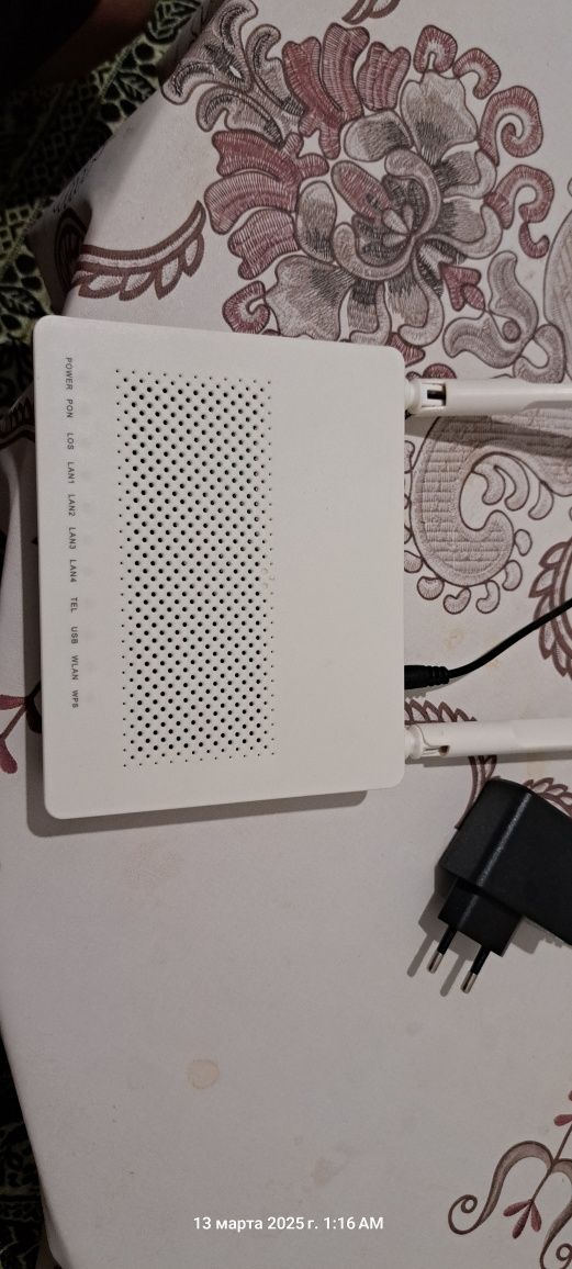 Срочно! Продам Wi Fi роутер