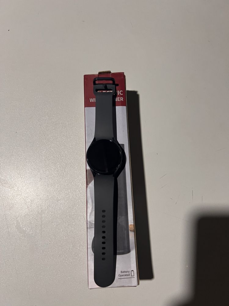 Galaxy watch 5  model  GM - R900