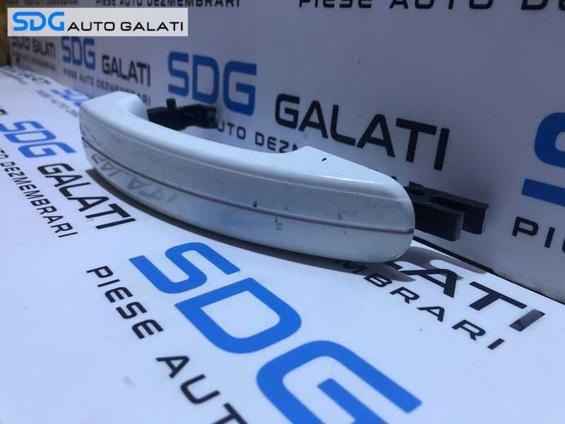 Maner Exterior Usa Portiera Dreapta Spate Ford Kuga 2008 – 2013 Cod 3M51-R22404-ACW
