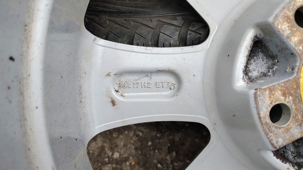 4броя гуми 225/50/17 Goodyear с джанти 5х112