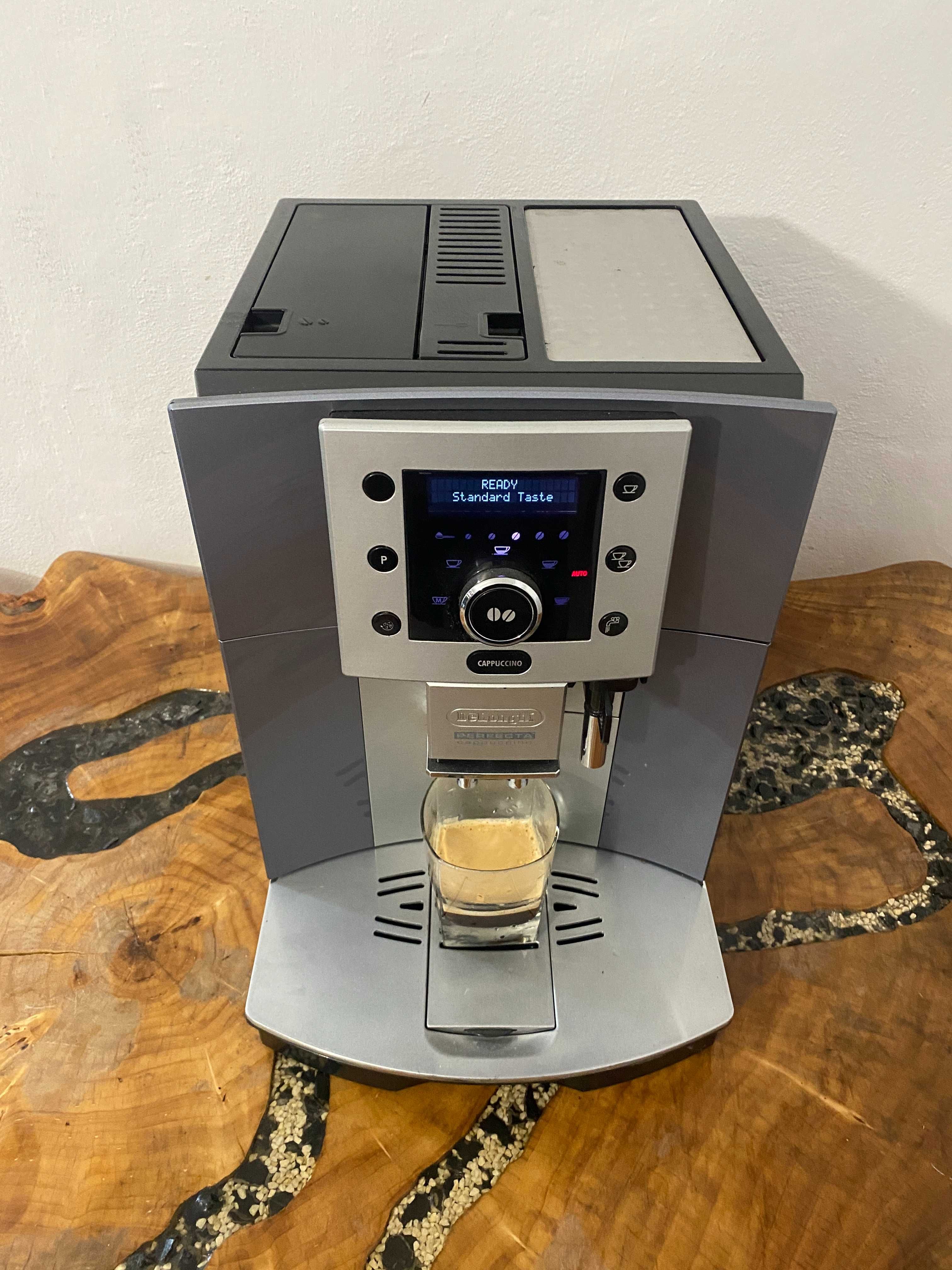 expresor / espressor cafea delonghi perfecta